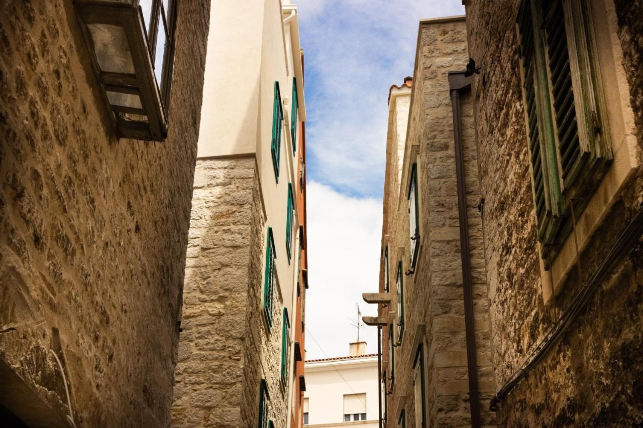 St. Clara Old Town Aparthotel Sibenik Exterior photo