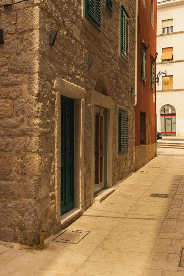 St. Clara Old Town Aparthotel Sibenik Exterior photo