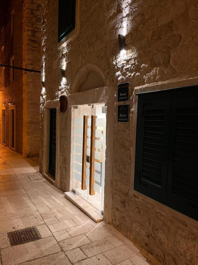 St. Clara Old Town Aparthotel Sibenik Exterior photo